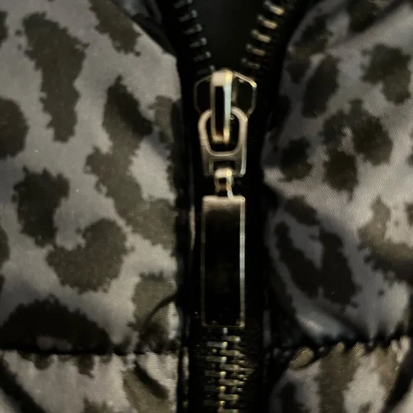 Winter jacket - Picture 4 of 6